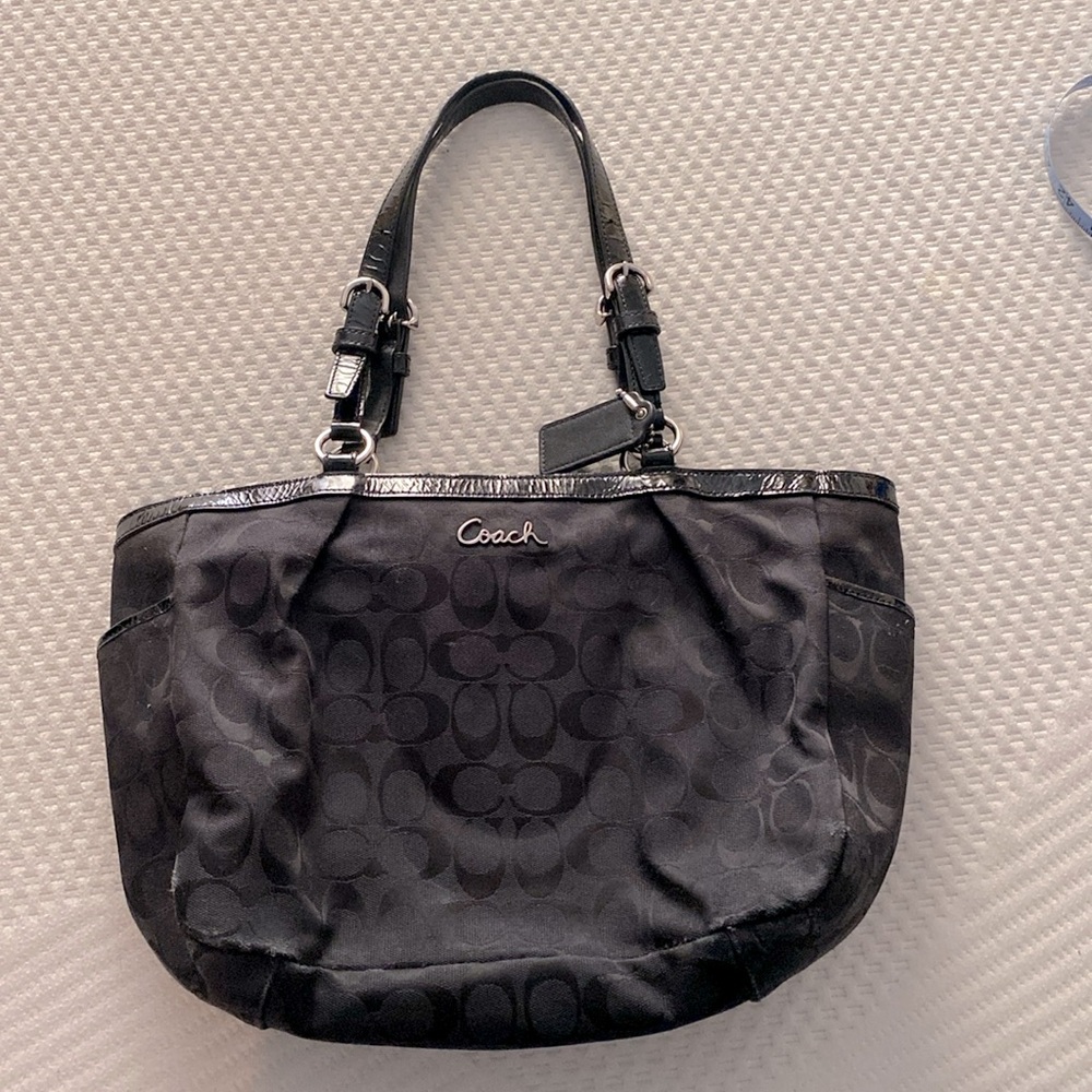 Authentic Coach Signature Gallery East West Tote